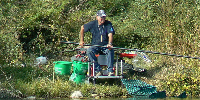 Montage de lignes pour la pêche de la brème en étang