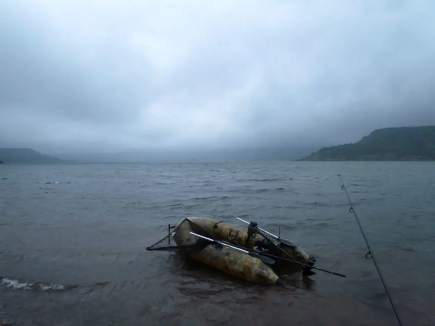 Pêcher la carpe dans les grandes profondeur des grands lacs