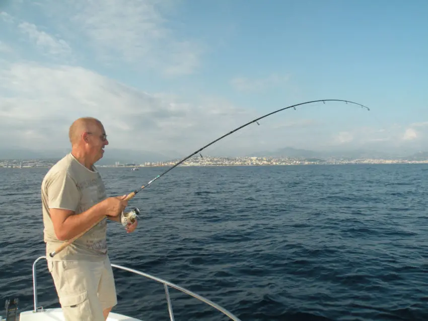 Pêcher les bonites dans les chasses