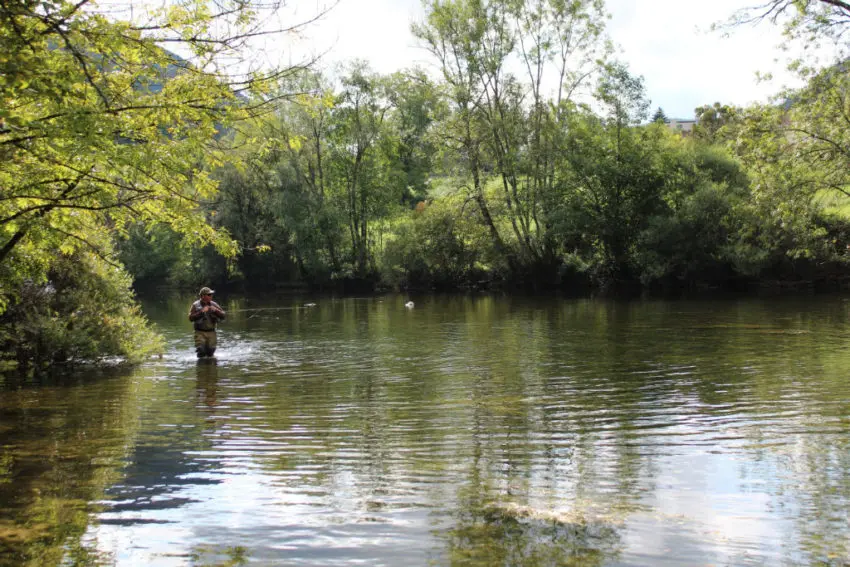 Pêche dans le Doubs