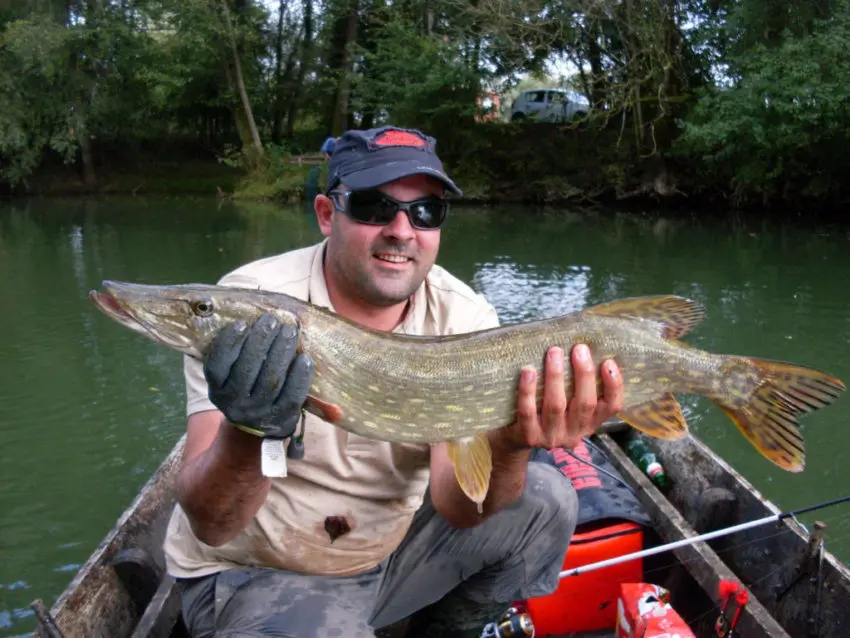 Pêche dans le Doubs