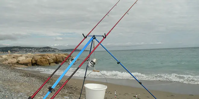 Pêche en surfcasting en automne en mer