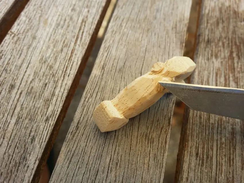 Craft d'un leurre de type sauterelle pour la pêche du chevesne en surface