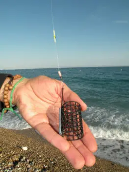 Amorcage surfcasting pêche en mer