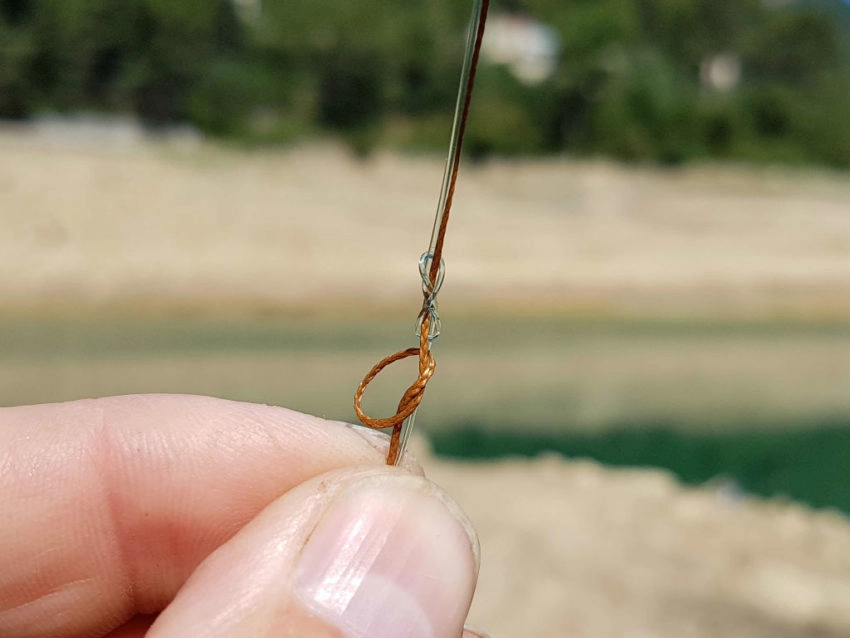 Noeud de potence pour la pêche