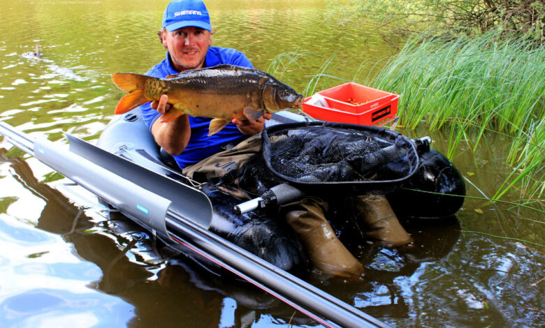 Pêche de la carpe au coup en float-tube