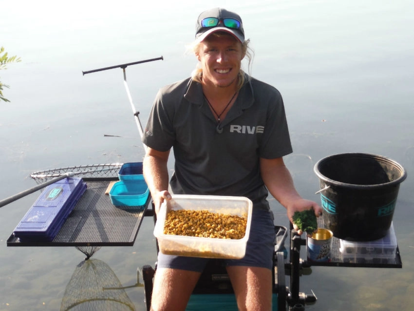 Pêche au feeder à la graine