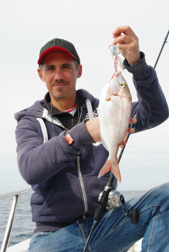 Pêche au Madaï Jig en finesse en mer