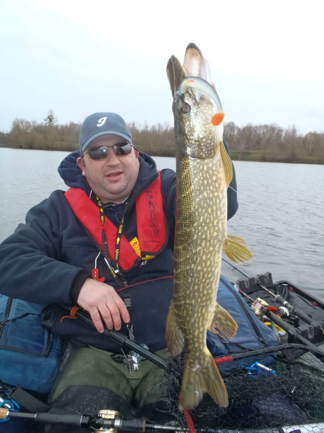 Epuisette pour la pêche des carnassiers