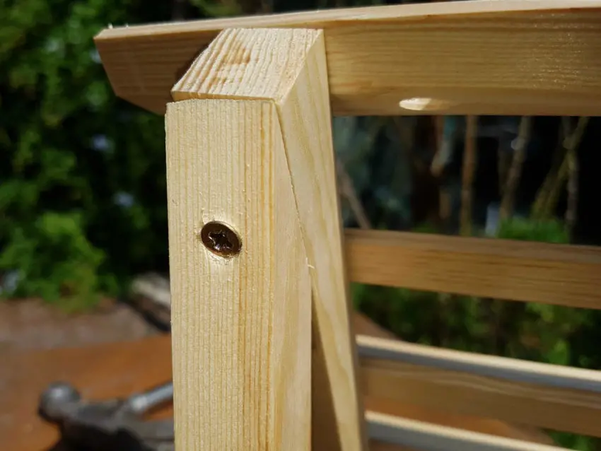 Fabrication d'un présentoir porte bobine pour la pêche à la mouche