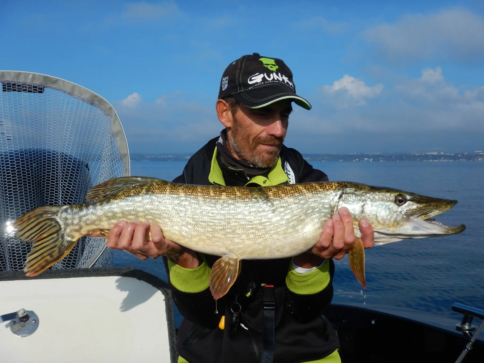 Pêche du brochet en pélagique