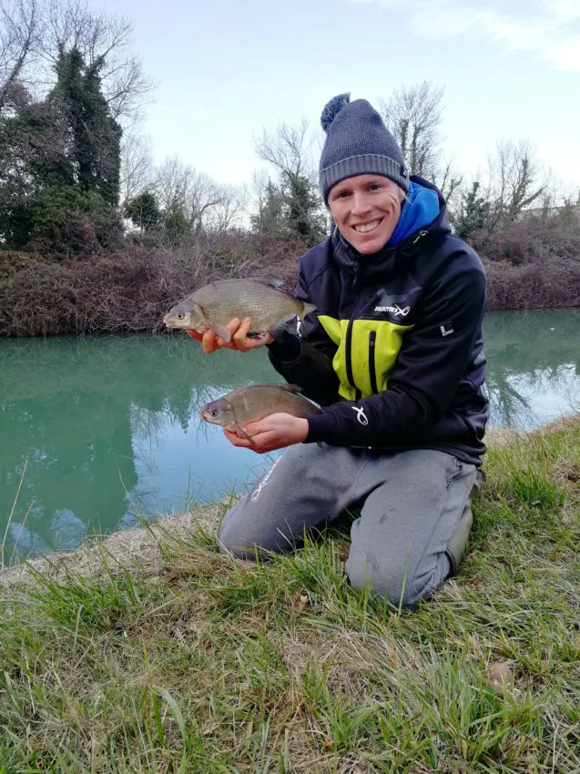 Pêche au pain au feeder