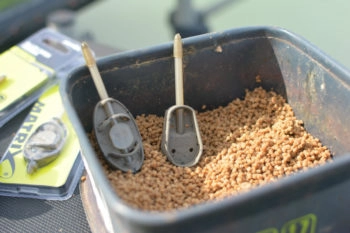 Pêche au method feeder pour les gros poissons