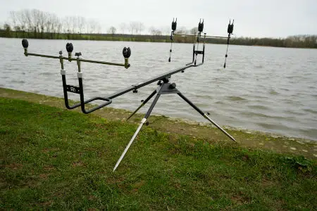 Le Carp’O revient chez Amiaud : focus sur le nouveau rod pod Carp’O R1 5 rod Pod Amiaud Carpo R1