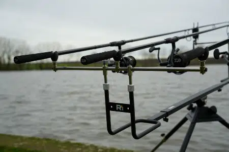 Le Carp’O revient chez Amiaud : focus sur le nouveau rod pod Carp’O R1 4 rod Pod Amiaud Carpo R1