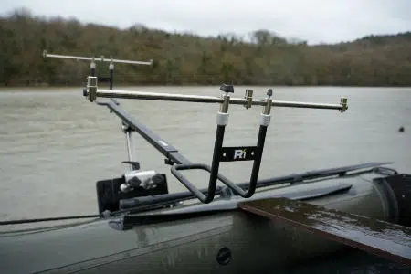 Le Carp’O revient chez Amiaud : focus sur le nouveau rod pod Carp’O R1 7 rod Pod Amiaud Carpo R1